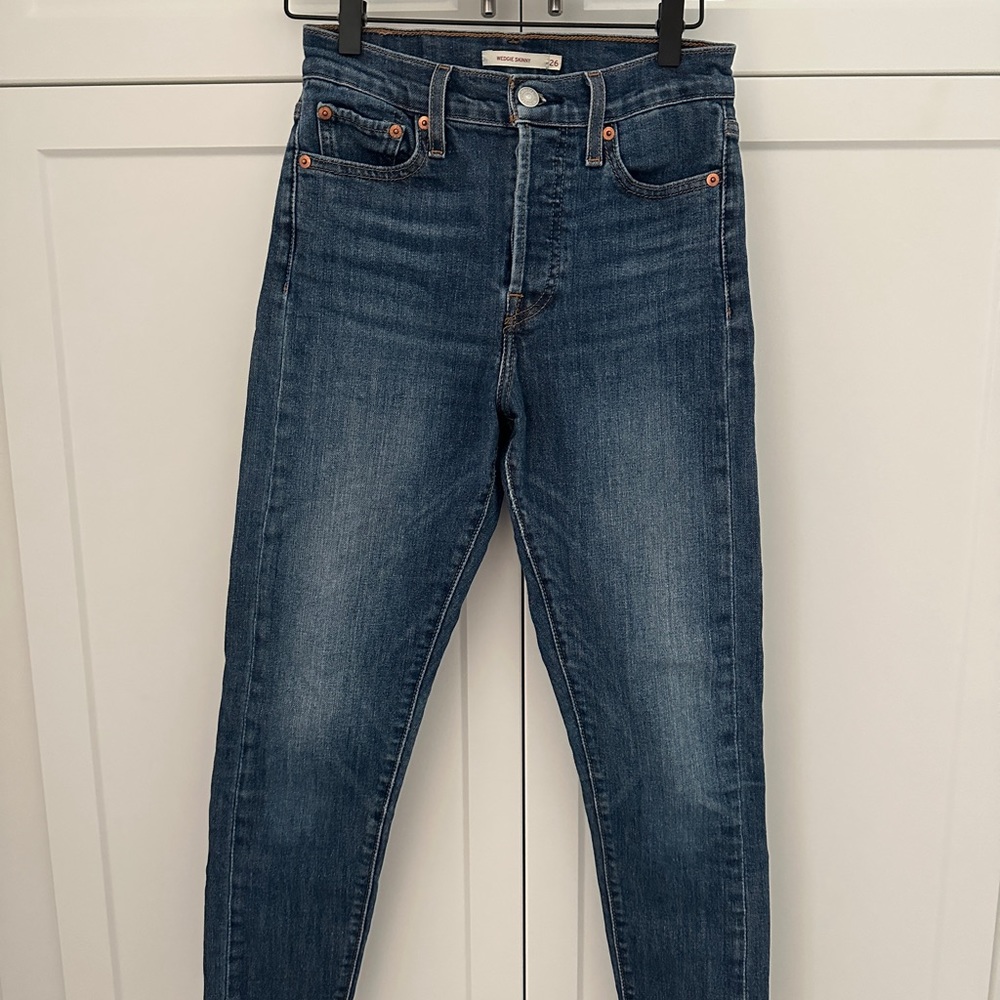 Levi wedgie jeans